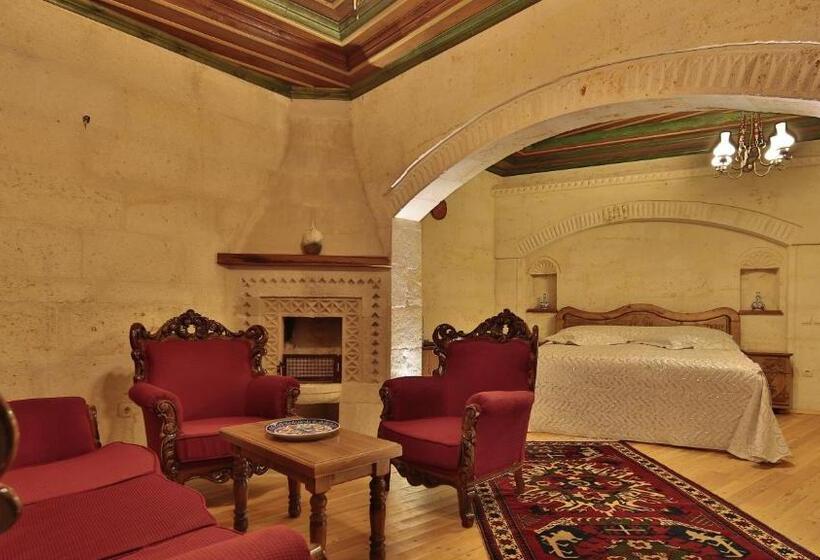 Pokój Rodzinny, Harman Cave