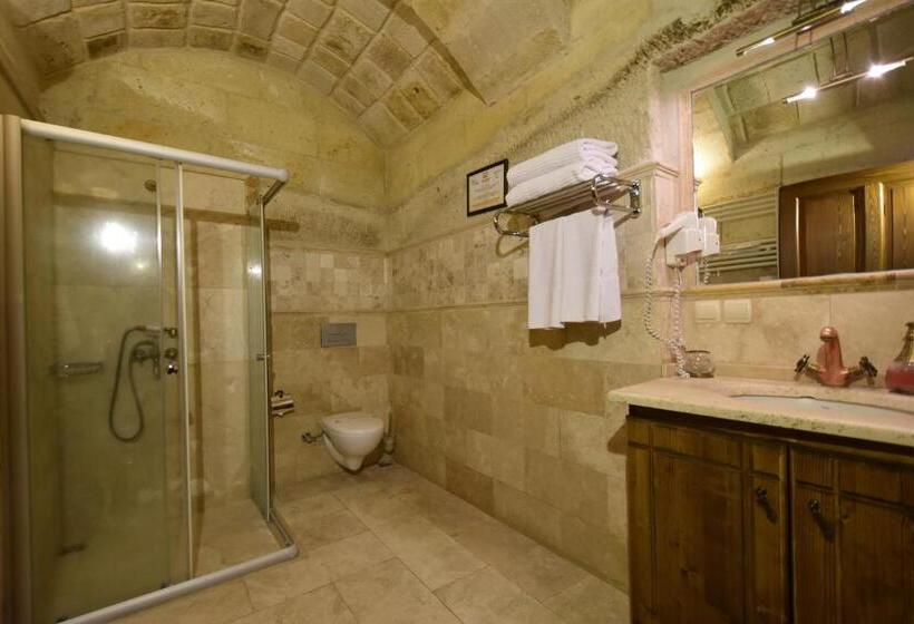 Pokój Superior, Harman Cave