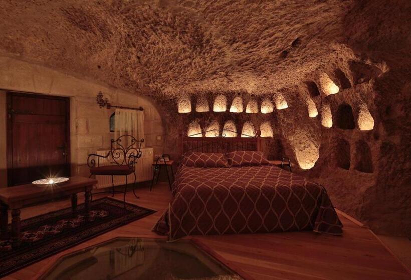 Pokój Standard, Harman Cave