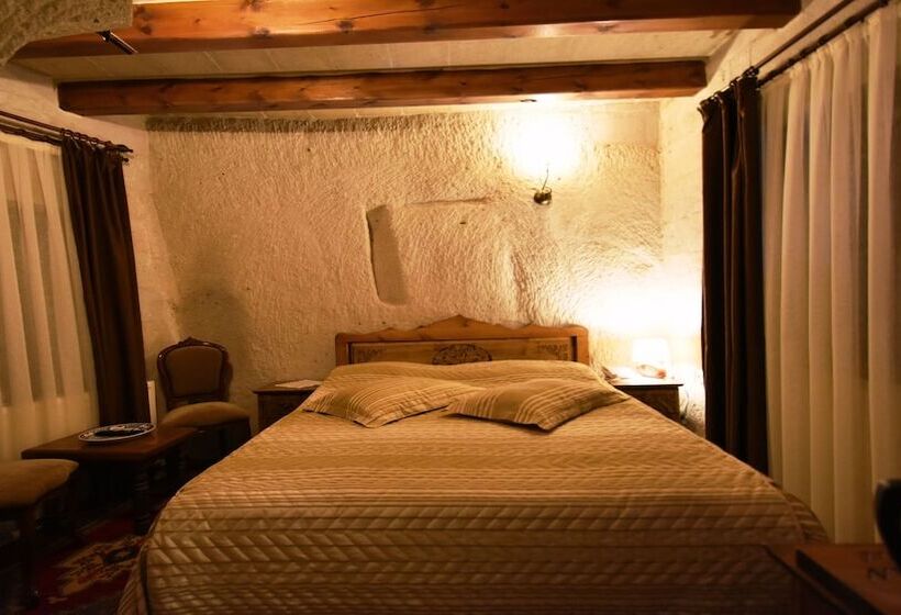 Pokój Ekonomiczny, Harman Cave