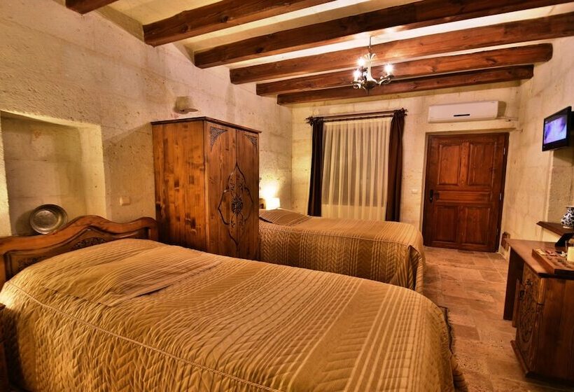 Pokój Standard, Harman Cave