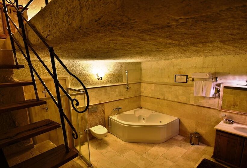 Pokój Deluxe, Harman Cave