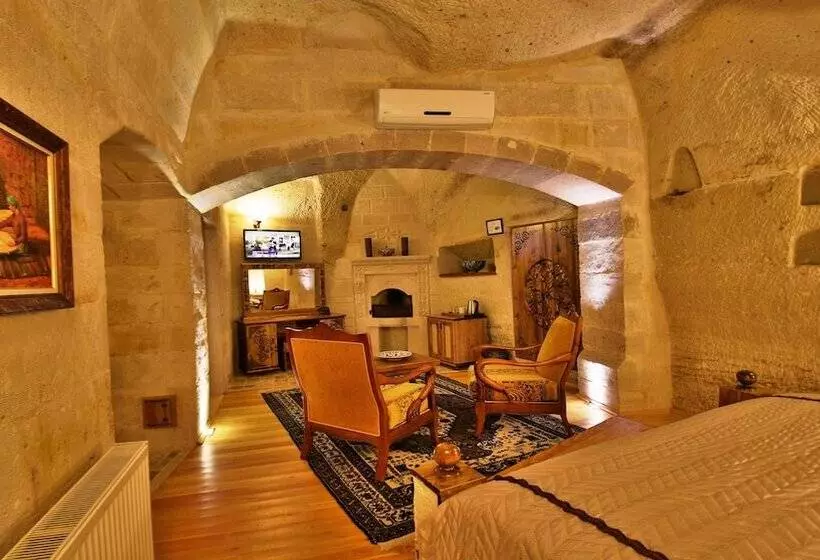 デラックスルーム, Harman Cave