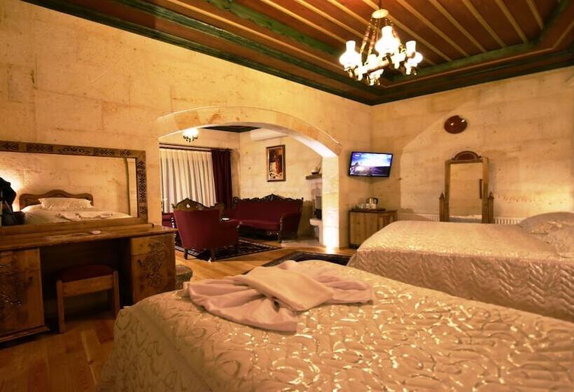 Pokój Rodzinny, Harman Cave