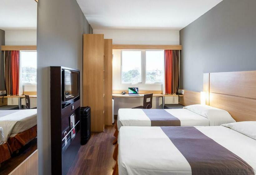 Standart Oda, Ibis Jaboticabal