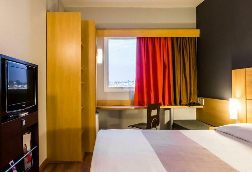 Standart Oda, Ibis Jaboticabal