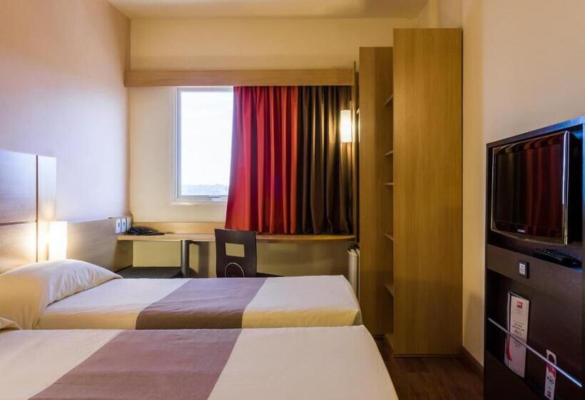 Superior Oda, Ibis Jaboticabal