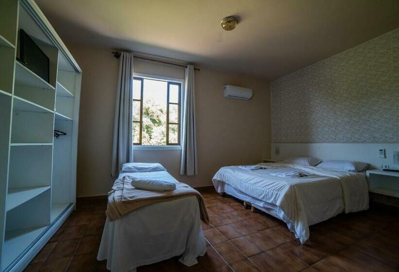 패밀리 룸, Morro Dos Conventos