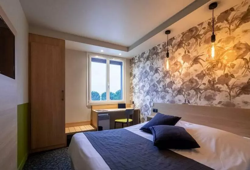 Standard Room, Sous Les Pins