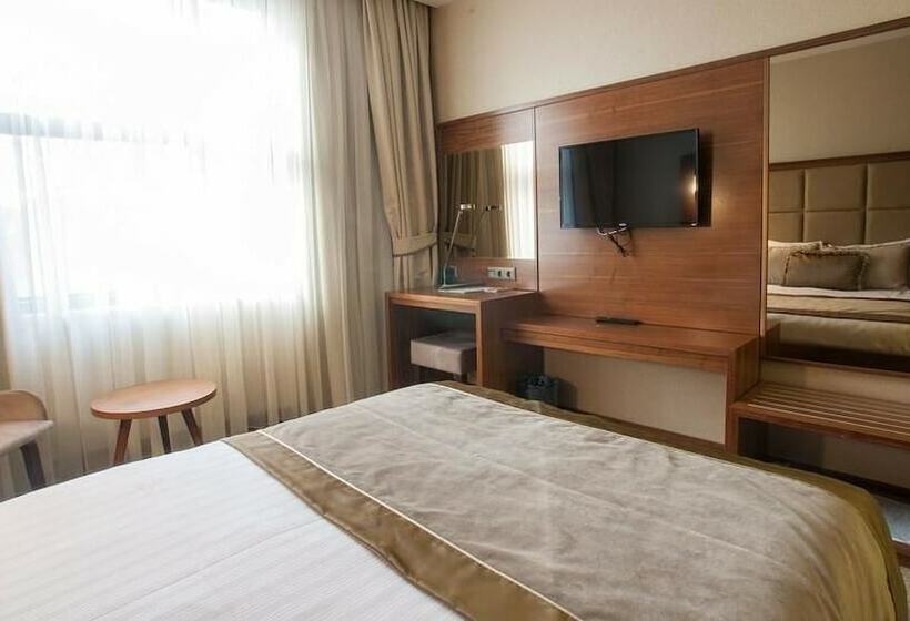 标准单人间, Turan Otel