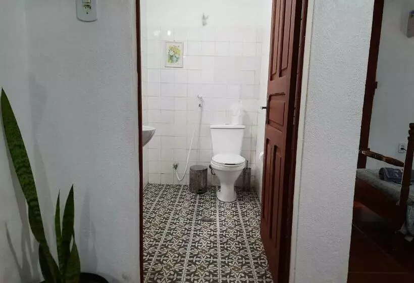 سوییت خانوادگی, Agellum Bed & Breakfast