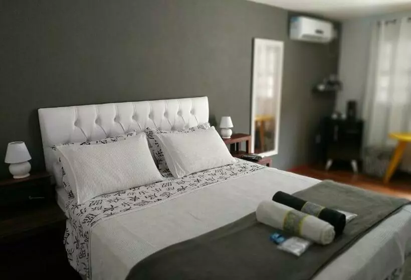 سوییت, Agellum Bed & Breakfast