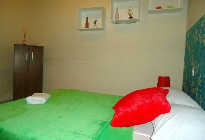 标准间, Barroco Hostel