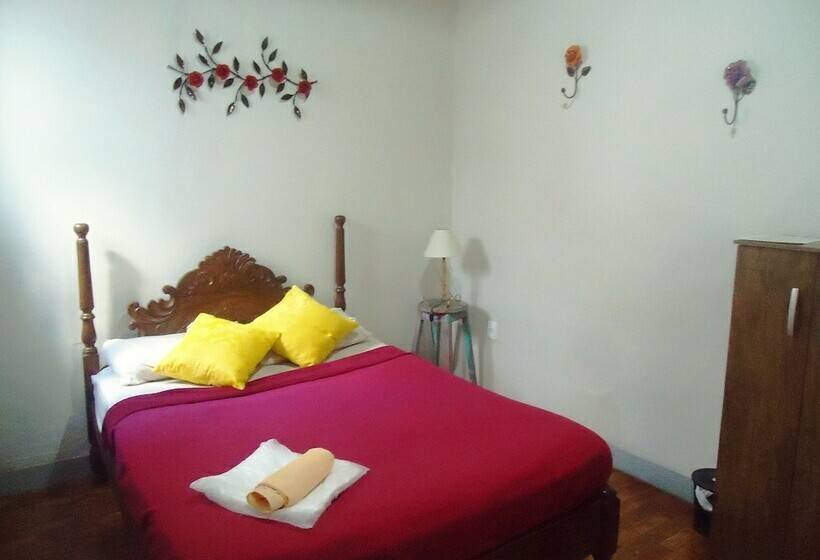 标准间, Barroco Hostel