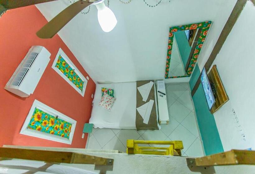 جناح جونيور, Suítes Casa Maembippe