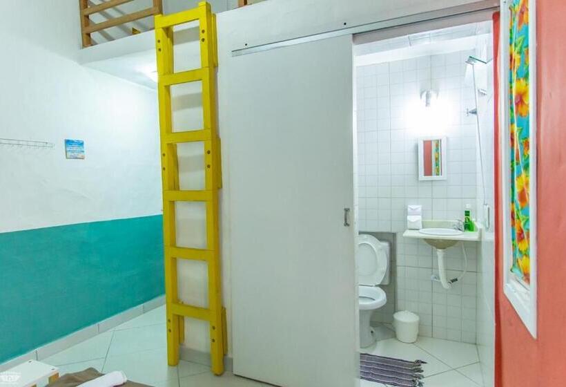 جناح جونيور, Suítes Casa Maembippe