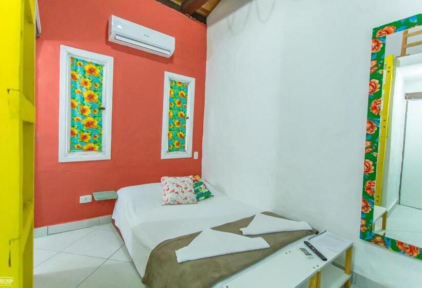 سوییت جونیور, Suítes Casa Maembippe