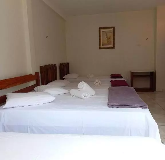 4 Schlafzimmer Apartment, Hospedagem Serra Da Lua