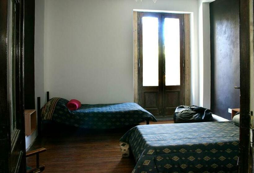 اتاق استاندارد, Elefante Rosa Hostel