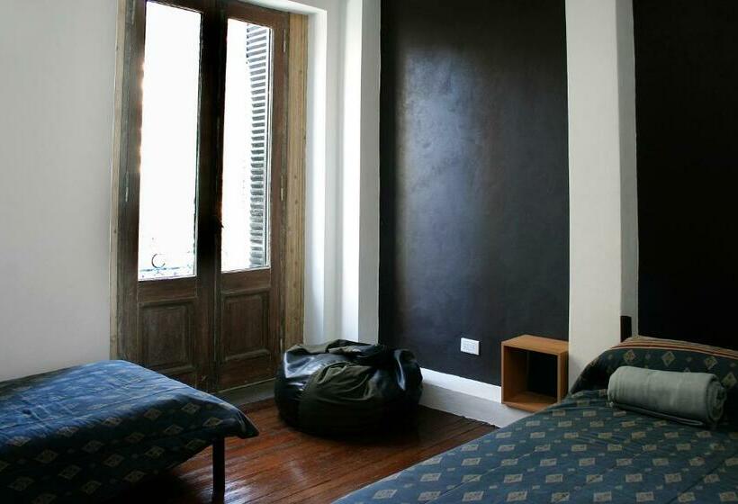 اتاق استاندارد, Elefante Rosa Hostel