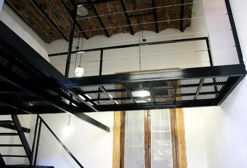 اتاق سوپریور, Elefante Rosa Hostel