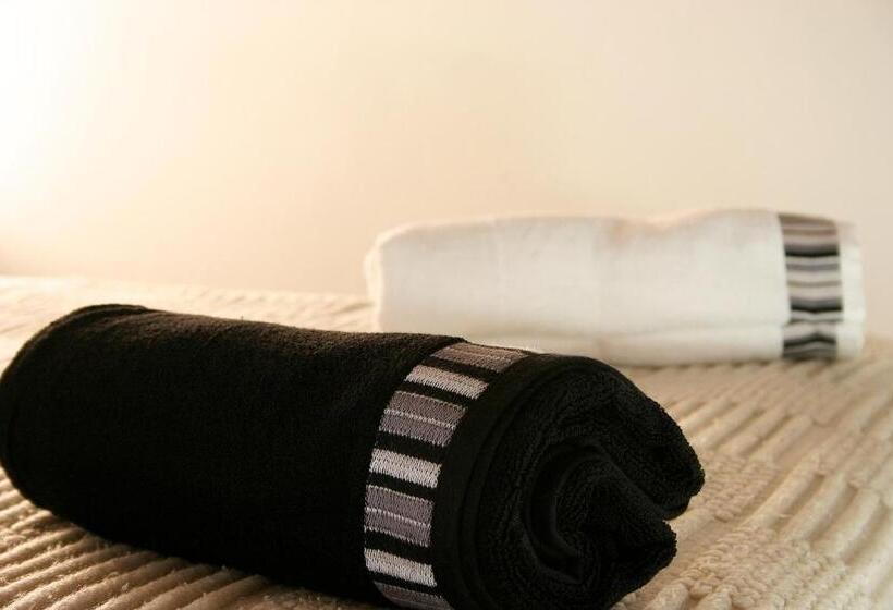 اتاق سوپریور, Elefante Rosa Hostel