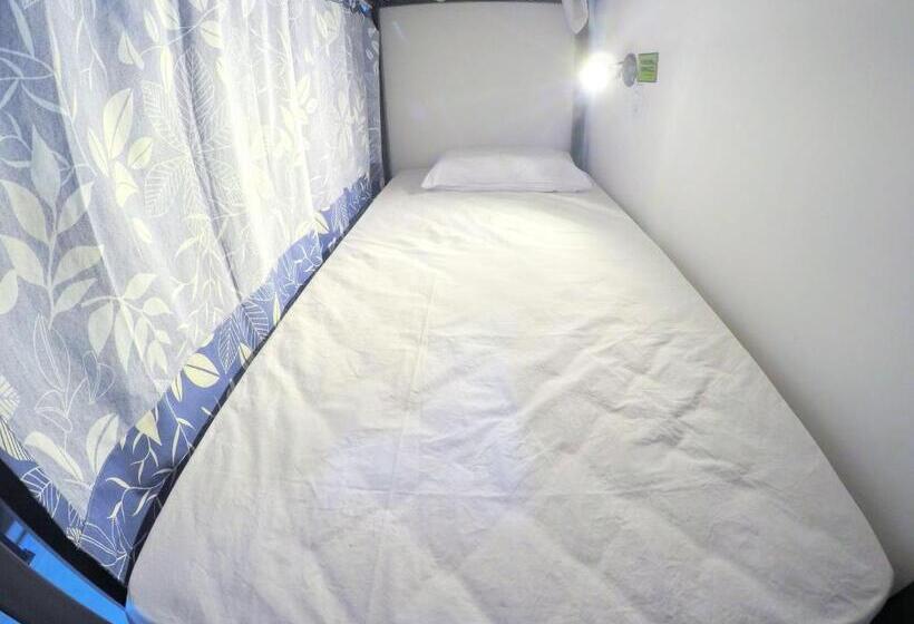 הכלכלה חדר לארבעה עם מקלחת משותפת, Hostel Da Milla