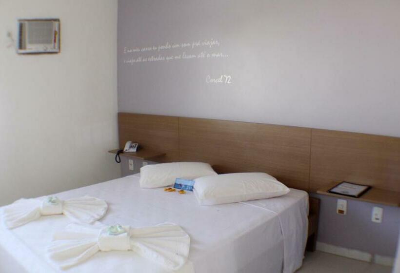 חדר סטנדרט לארבעה, Abrolhos