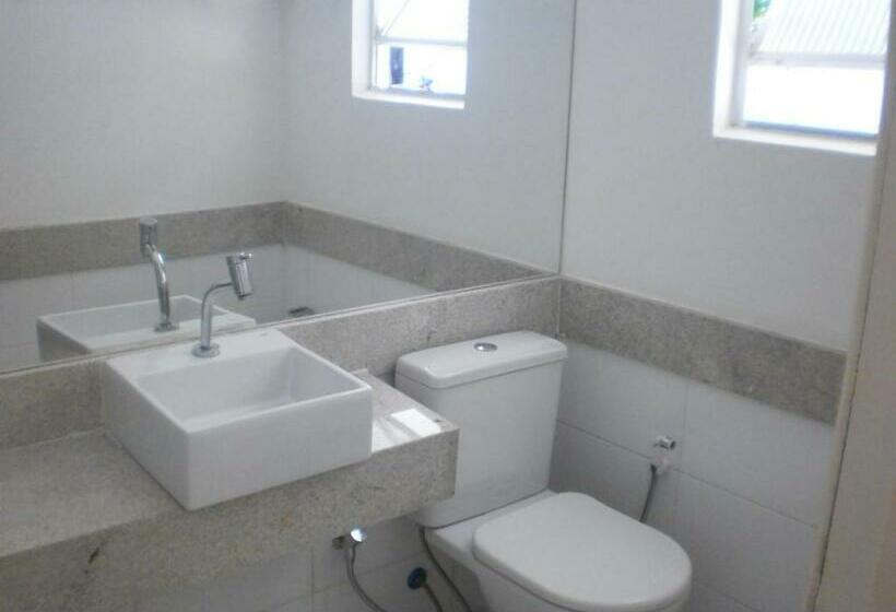 חדר סטנדרט לארבעה, Abrolhos