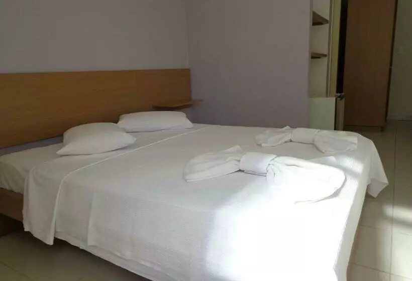 Standard-huone, Abrolhos