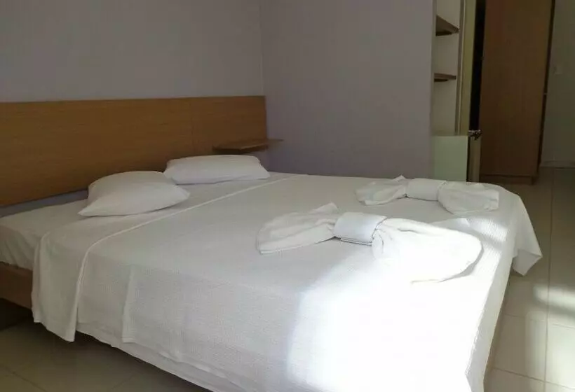 Standard-huone, Abrolhos