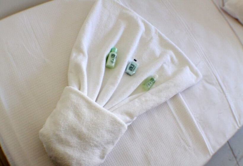 חדר סטנדרט, Abrolhos