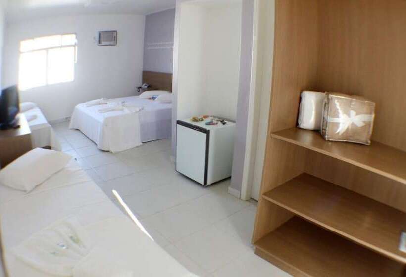 חדר סטנדרט לארבעה, Abrolhos