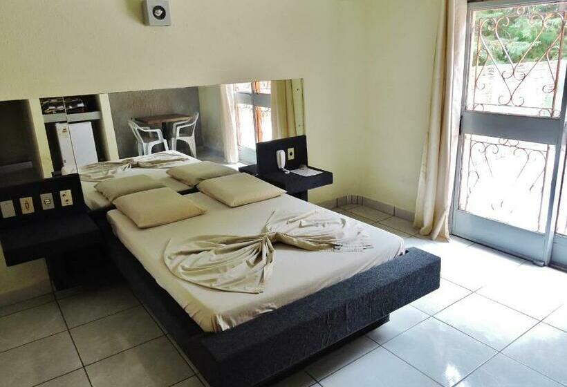 سوییت, Comodoro De Livramento