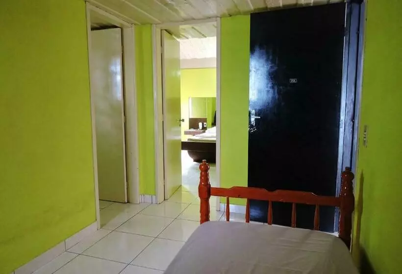 スイート（家族用）, Comodoro De Livramento
