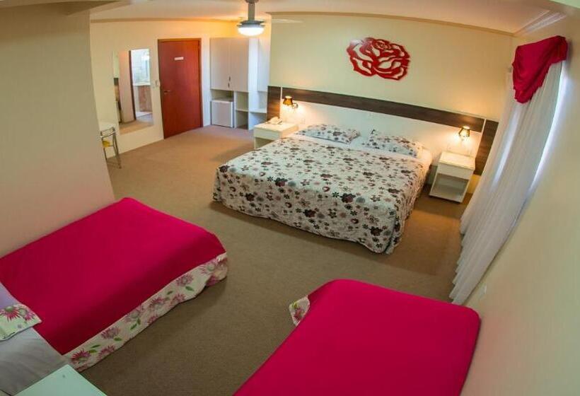 Трехместный Номер Deluxe, Di Fratelli