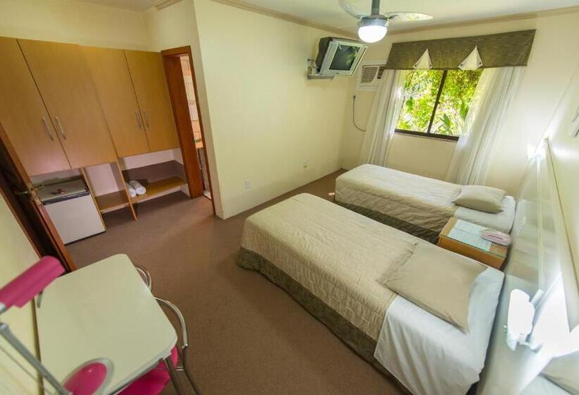 Номер Deluxe, Di Fratelli