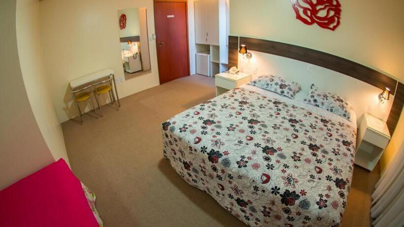 Трехместный Номер Deluxe, Di Fratelli