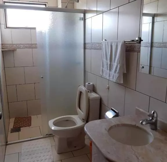 Deluxe Kolmen Hengen Huone, Di Fratelli
