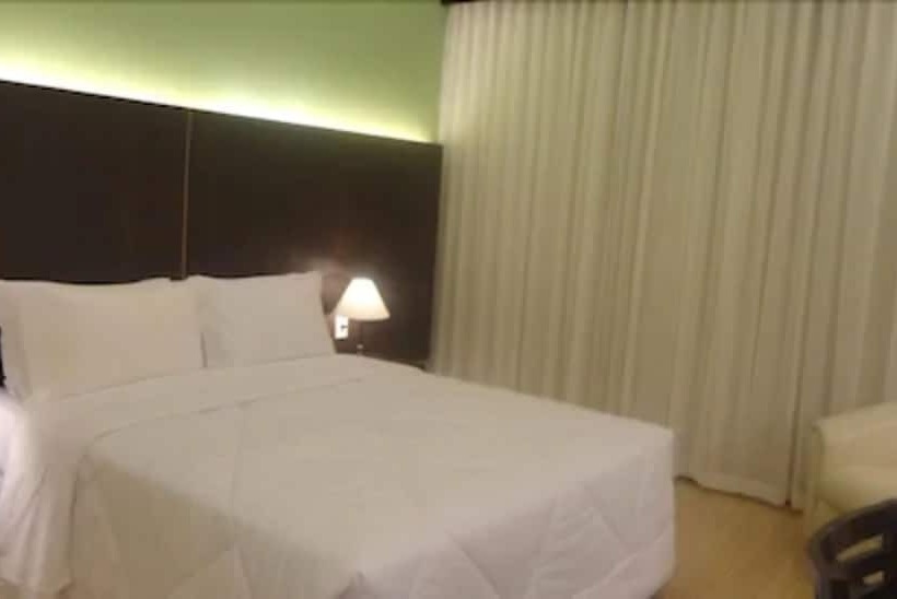 豪华三人间, Mirante Sao Bras