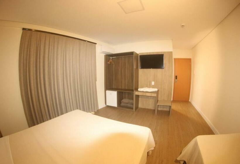 디럭스 트리플 룸, Ouro Minas Plaza