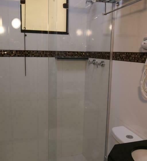 اتاق استاندارد سه نفره, Ouro Minas Plaza