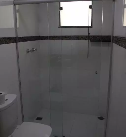 デラックストリプルルーム, Ouro Minas Plaza