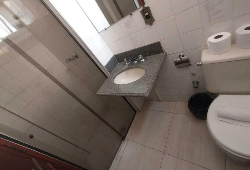 חדר סטנדרט לשלושה, Palace Hotel Jacutinga Js