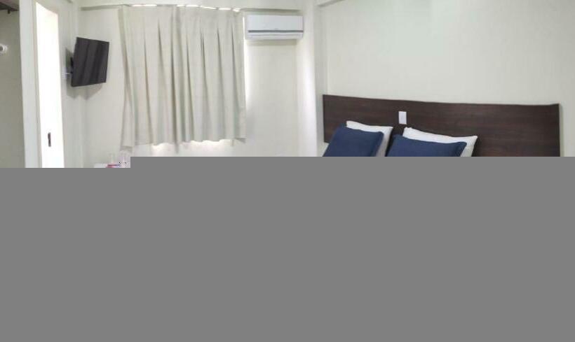 Habitació Triple Estàndard, Rametta