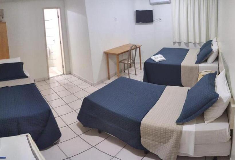 Habitació Quàdruple Estàndard, Rametta