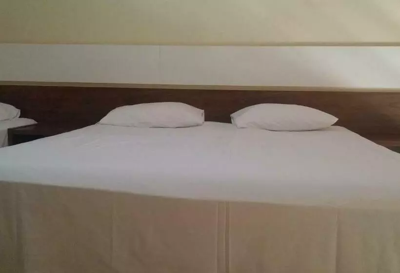 ファミリールーム, Canto Verde Hotel Para Rancharia Park
