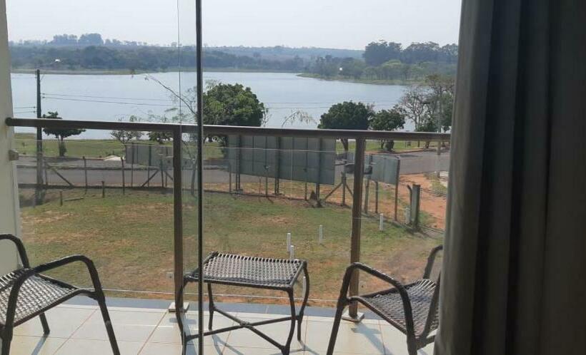 スタンダード４人部屋, Canto Verde Hotel Para Rancharia Park