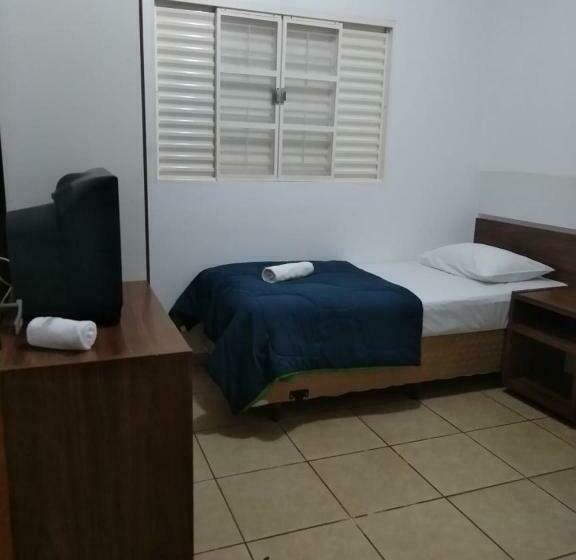 ファミリールーム, Canto Verde Hotel Para Rancharia Park