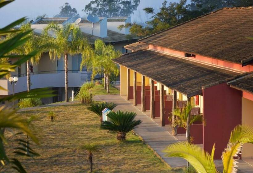 标准三人间, Canto Verde Hotel Para Rancharia Park